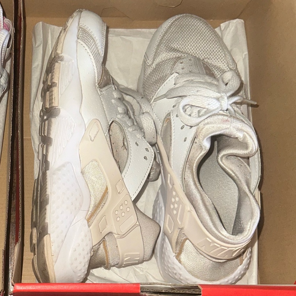 Nike Hurache’s